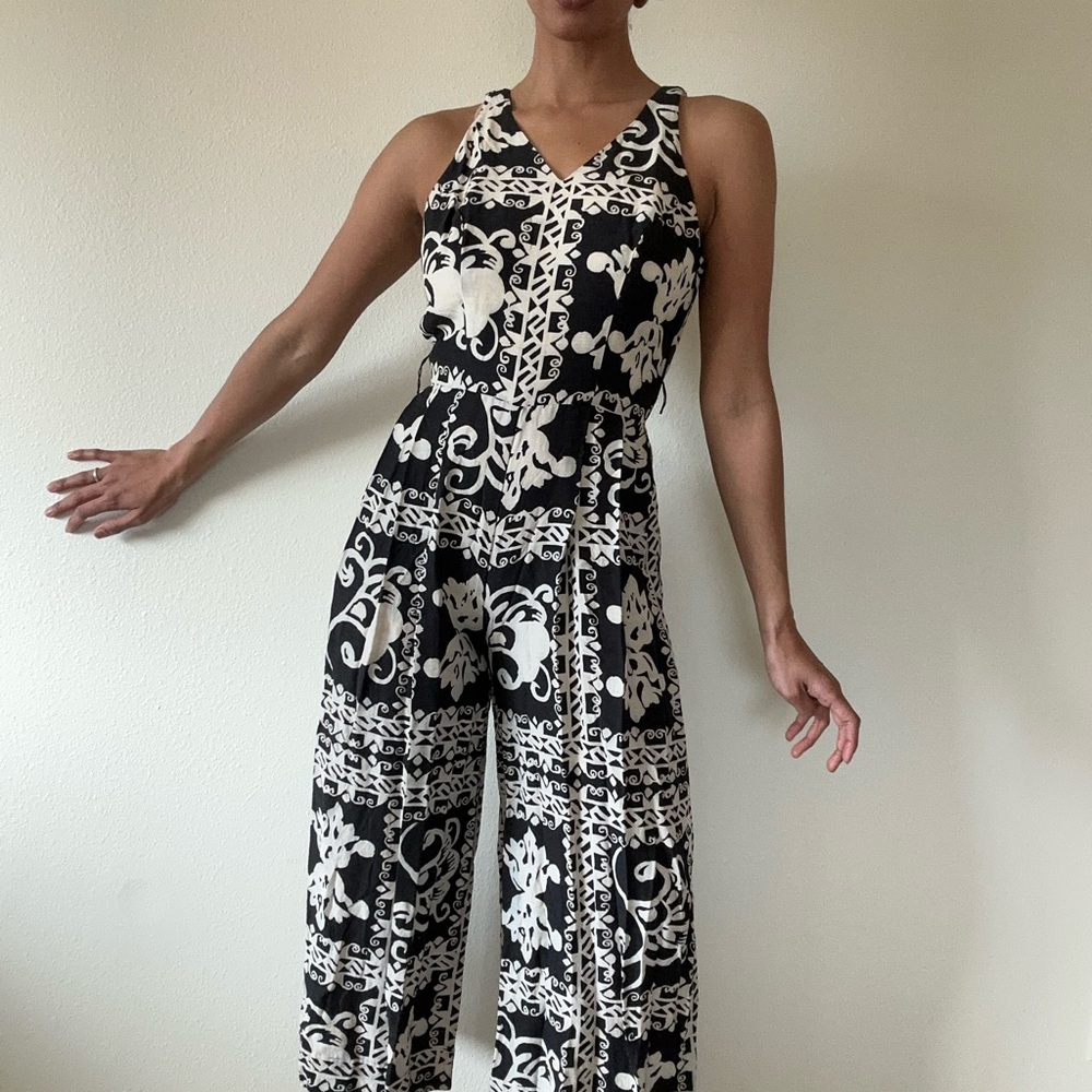 Elegant Black and White Jumpsuit